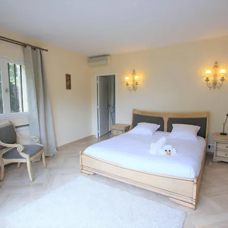 Luxury In Hills Villa *